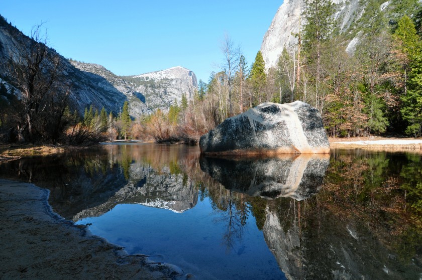 studying in the US_mirror_lake