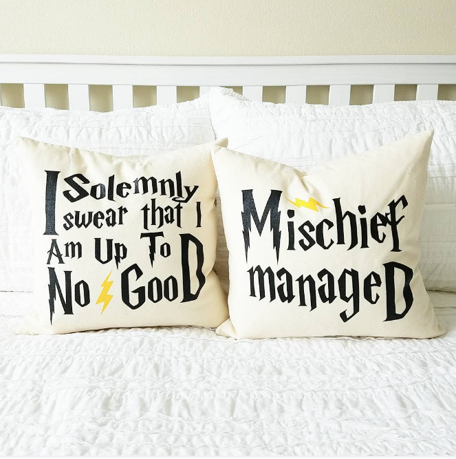 dorm rooms - cute cushions