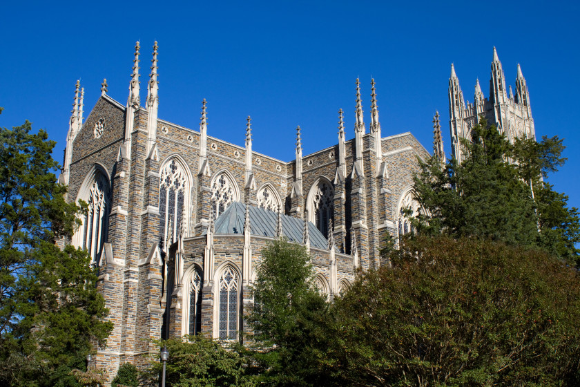 10 Best Scholarships For International Students_Duke