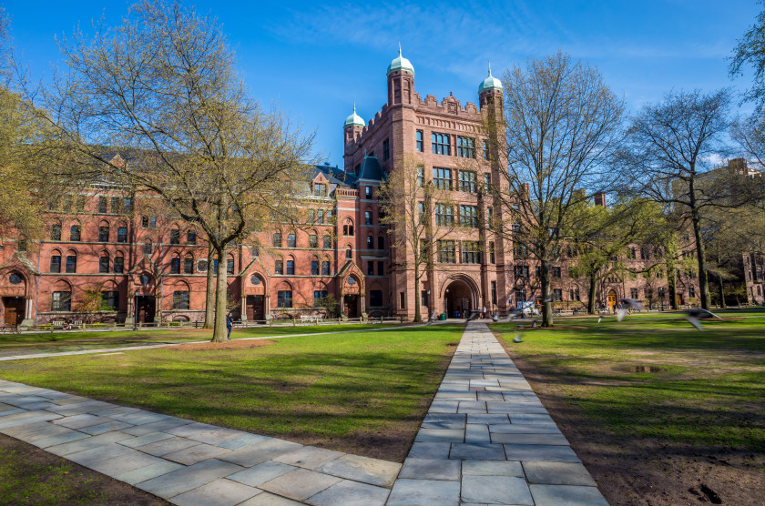 Applying To College In The USA - Yale University