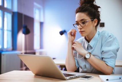 Student signing up to a webinar