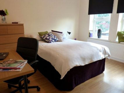 Britannia House Share in Tottenham Hale, North London