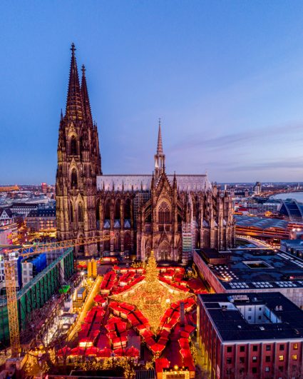 A Christmas market in front of Cologne Cathedral