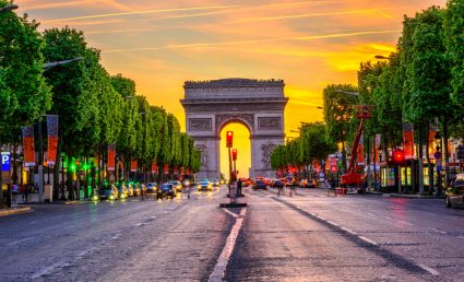 Arc de Triomphe in Paris during sunset